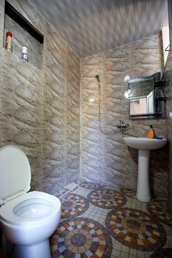 Nature House Кутаїсі Екстер'єр фото